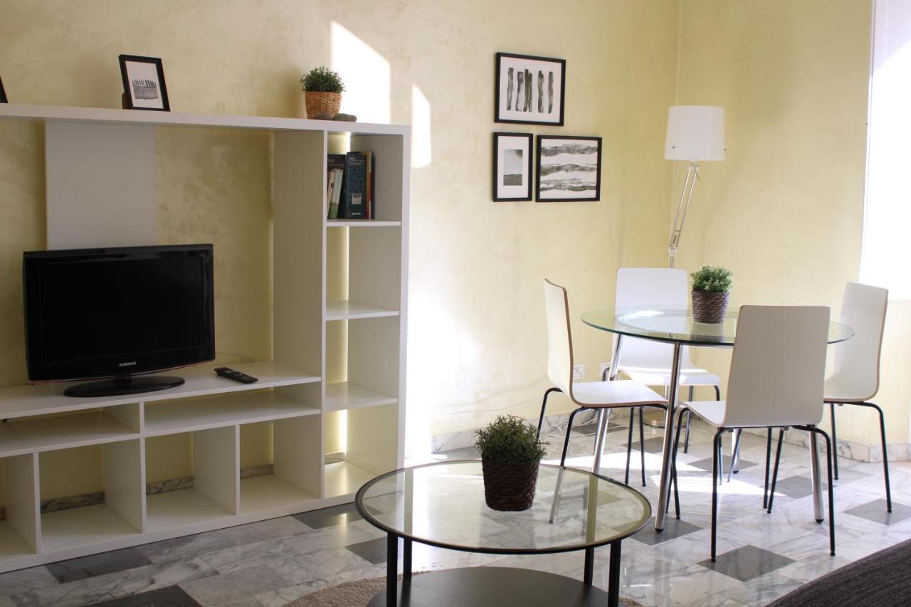 Appartamento Re Di Roma/Cozy Flat For Six Persons Екстер'єр фото